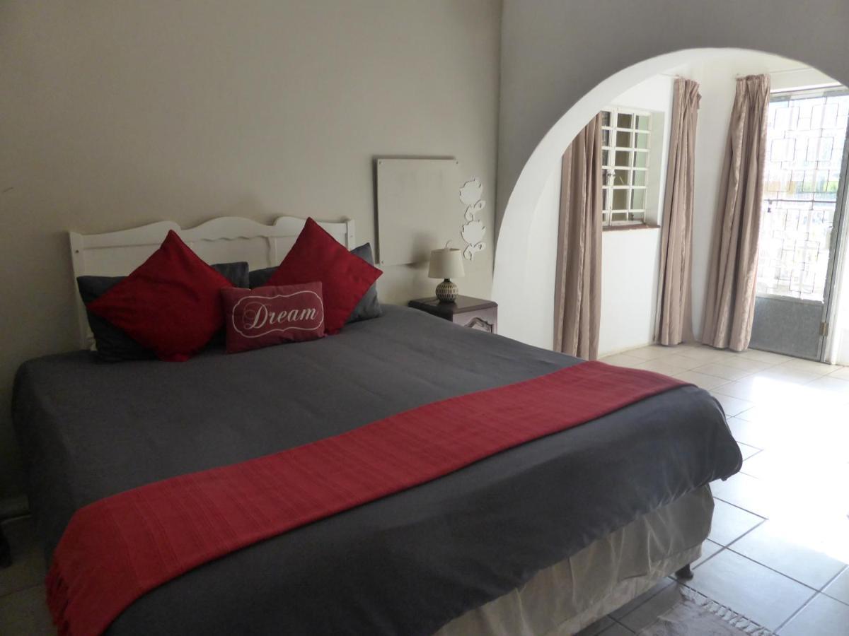 Orange Elephant Backpackers Pansiyon Addo Dış mekan fotoğraf